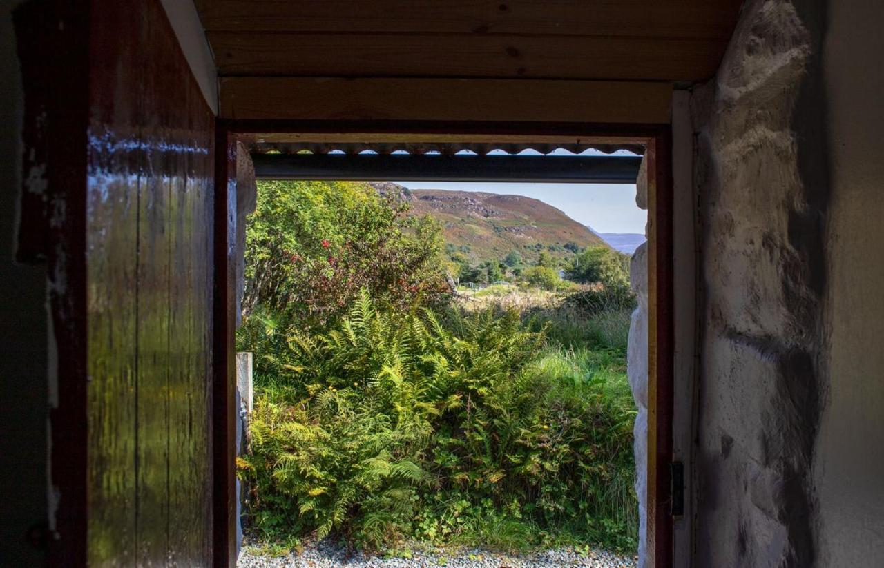 Half Of 12 Camustianavaig Camastianavaig